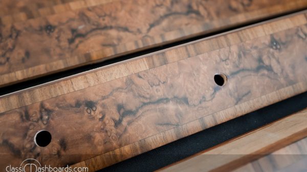 Restaurateur de tableau de bord pour voiture ancienne